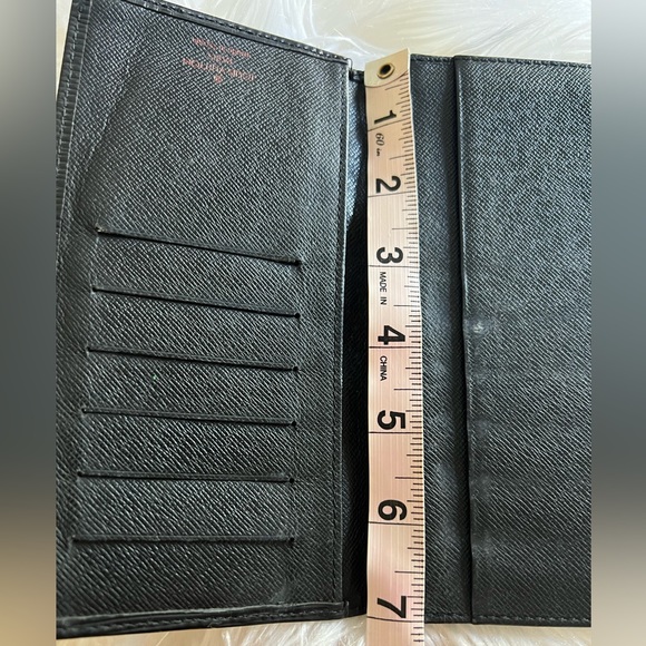 Louis Vuitton Paris | Made in Spain | 1999 Vintage Epi Long Wallet Organizer - Picture 15 of 15